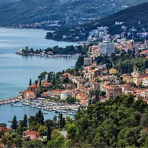 Matacin With Sea View , Opatija Kroatien